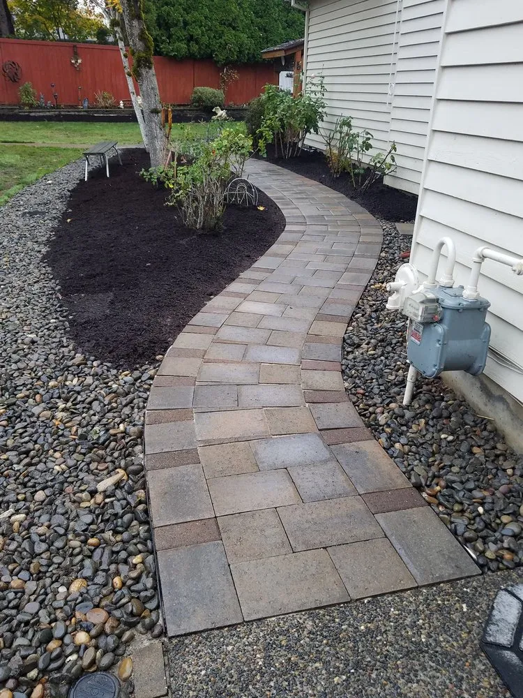 Top-rated yard cleanup service in San Clemente, CA - Garcia's Landscaping