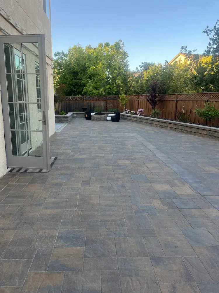Local residential landscaping for beautiful yards in San Jose, CA by Garcia’s landscaping