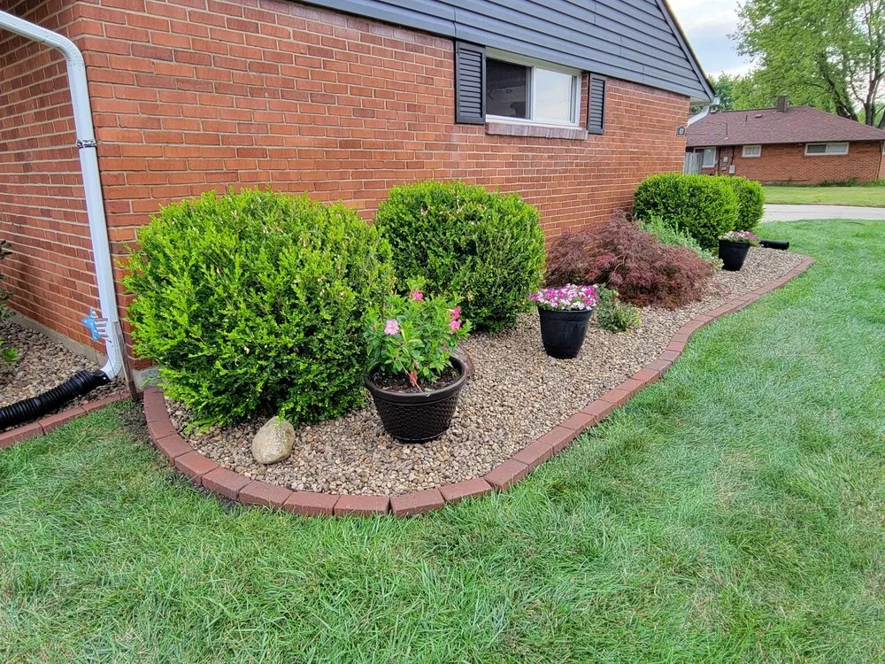 Expert lawn mowing service for residential properties across Dayton, OH - Garcia's Landskeeping