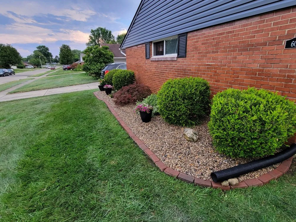 Local yard cleanup service in Dayton, OH - Garcia's Landskeeping