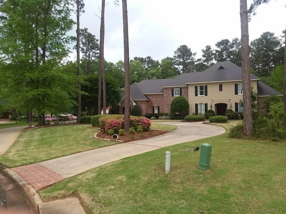 Reliable outdoor landscaping in Shreveport, LA by Garcia's Lawn Care