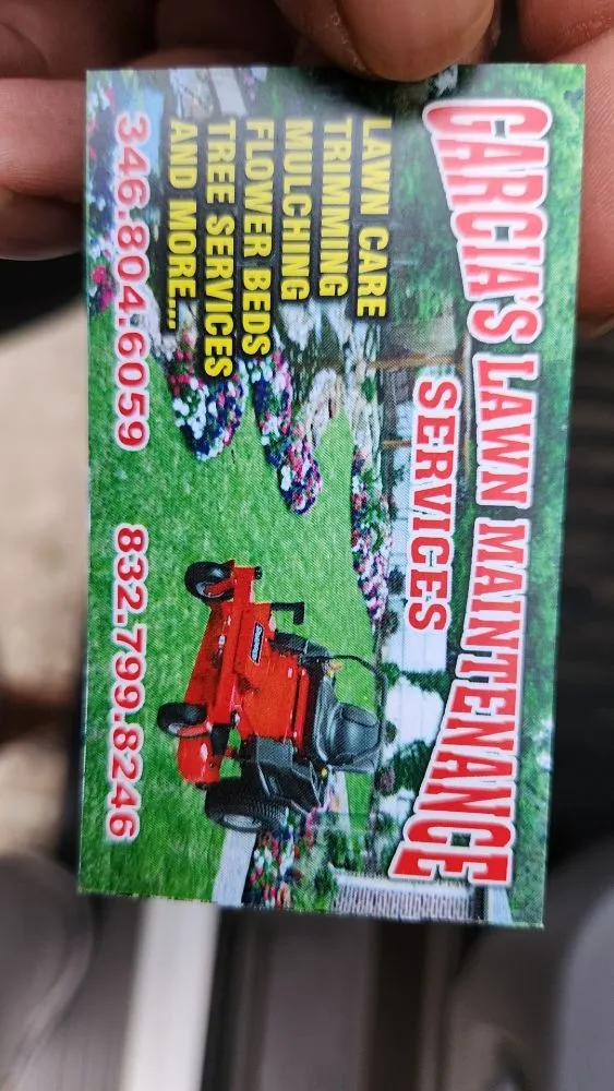 Reliable landscape design for outdoor upgrades in Rosharon, TX by Garcia's Lawn Maintenance Services