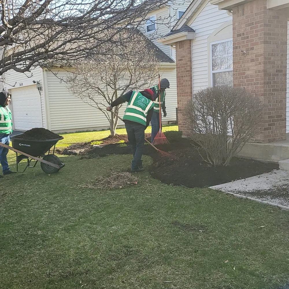 Affordable landscape design in Bolingbrook, IL - Garcia's Tree Service