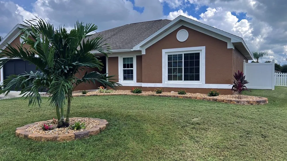 Professional residential landscaping in Pt Charlotte, FL - GarciaScape