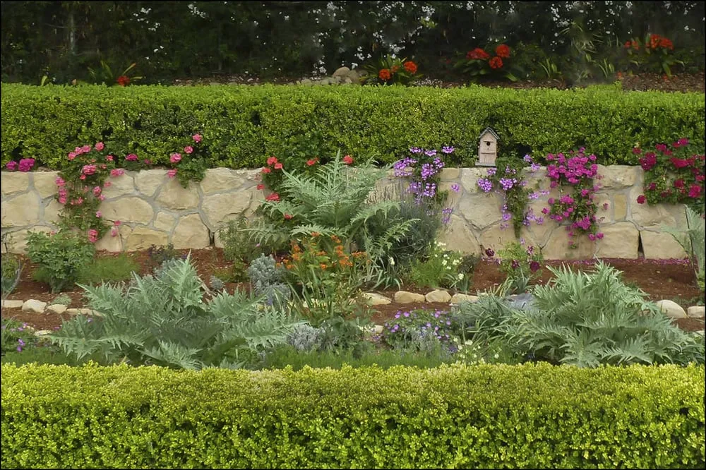 Professional landscape installation experts serving Santa Barbara, CA - Gardefacts Landscape Design