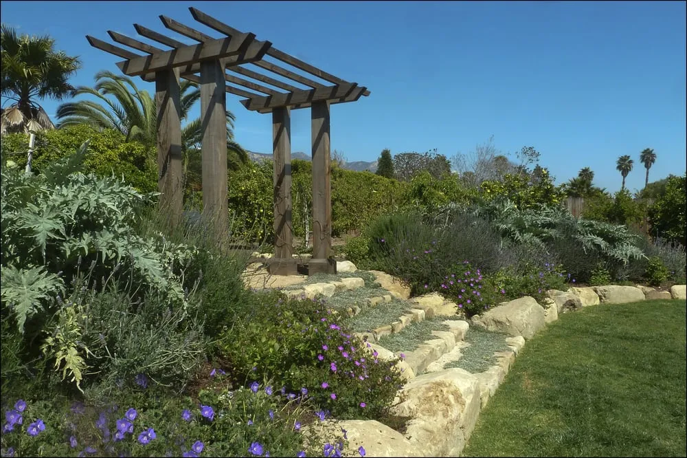 Reliable outdoor landscaping for beautiful yards across Santa Barbara, CA - Gardefacts Landscape Design