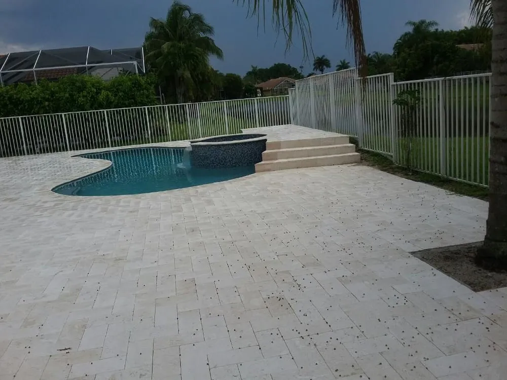 Custom yard maintenance in Weston, FL by Garden Aesthetica