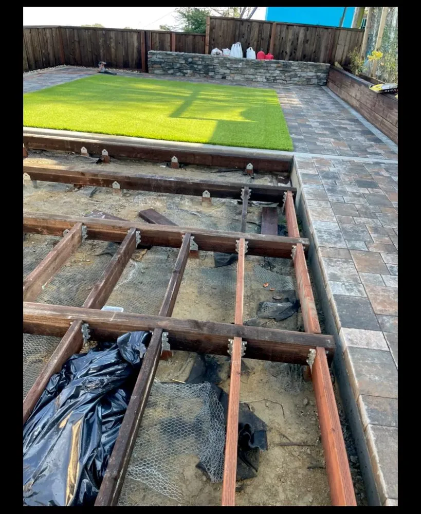 Custom yard cleanup service for residential properties across Redwood City, CA - Garden And Hard Landscaper