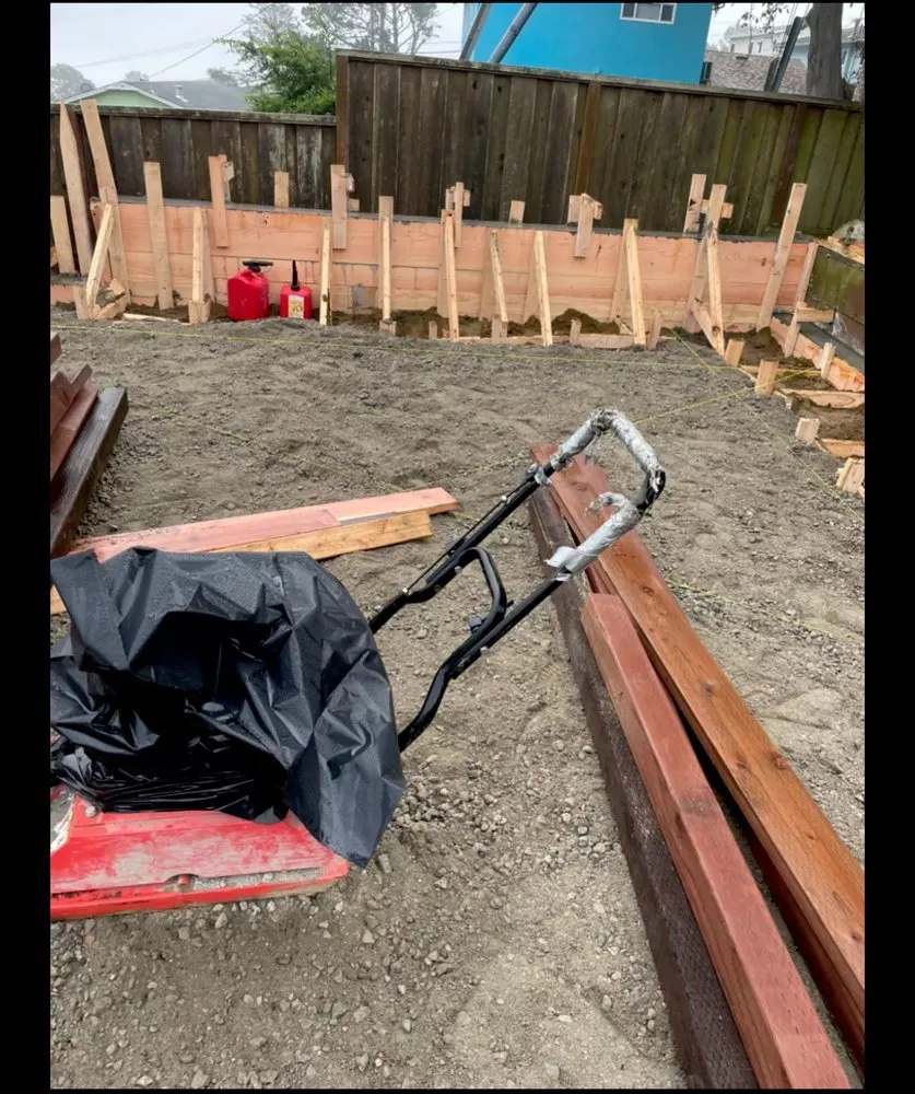 Top-rated yard maintenance experts serving Redwood City, CA - Garden And Hard Landscaper