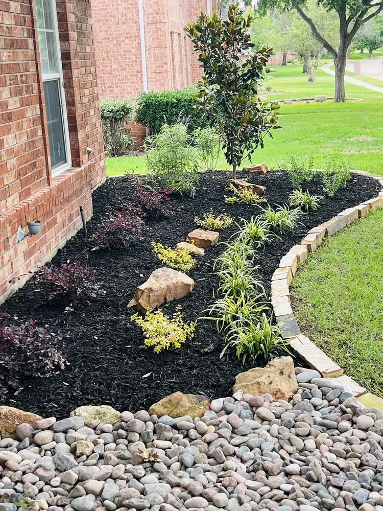 Local outdoor landscaping experts serving Farmers Branch, TX - Garden Design, Inc