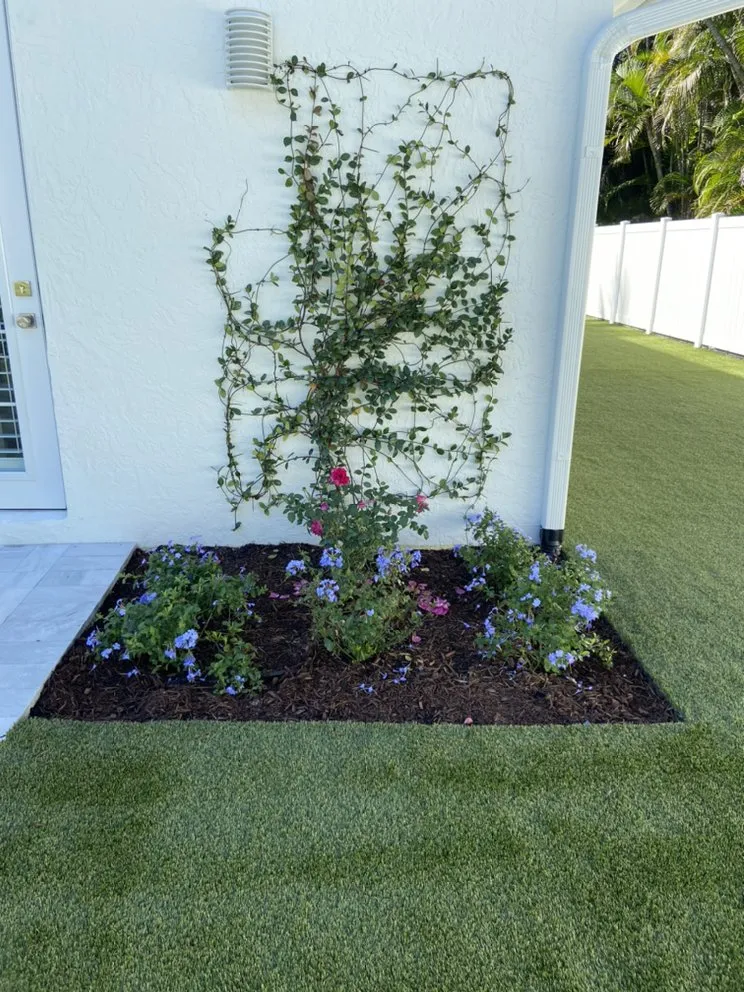 Custom landscaping services in West Palm Beach, FL by Garden Design Pros
