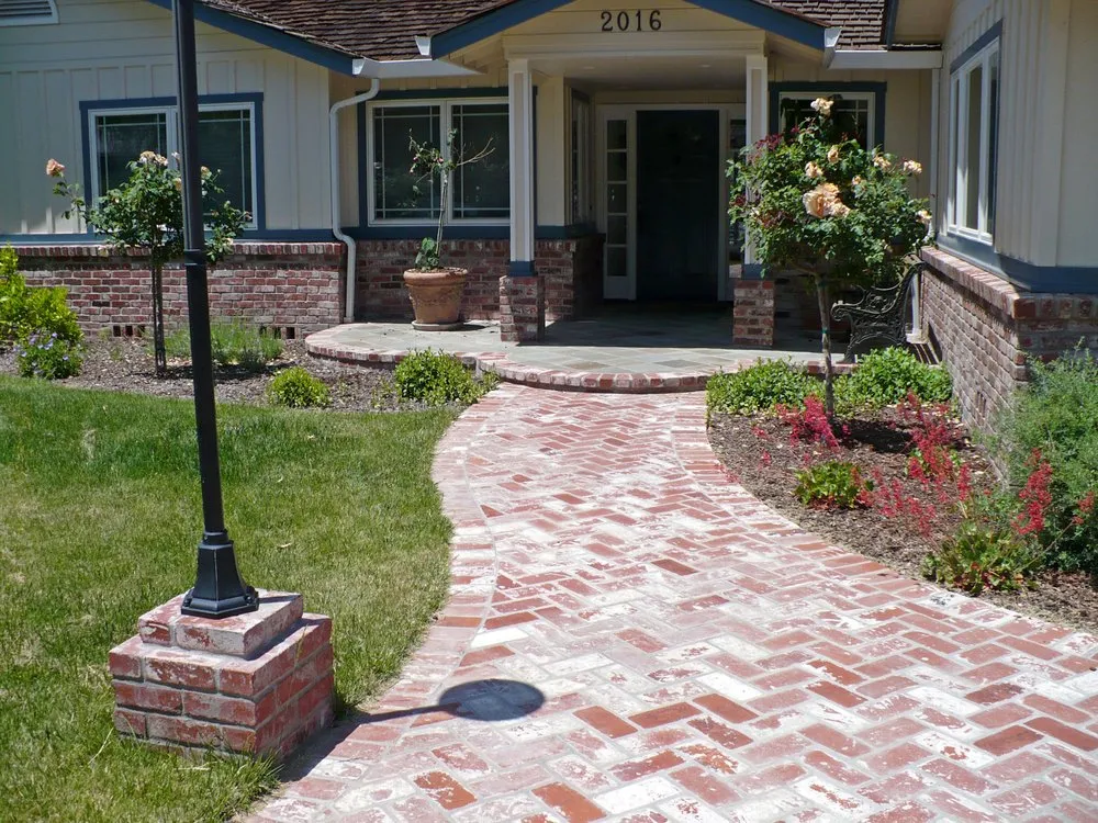 Top-rated outdoor landscaping in Redwood city, CA - Garden Design Service