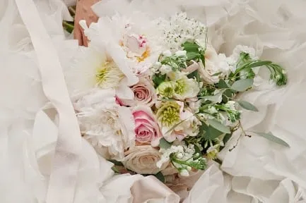 Local yard cleanup service for year-round maintenance in Ipswich, MA by Garden Designs By Kristen