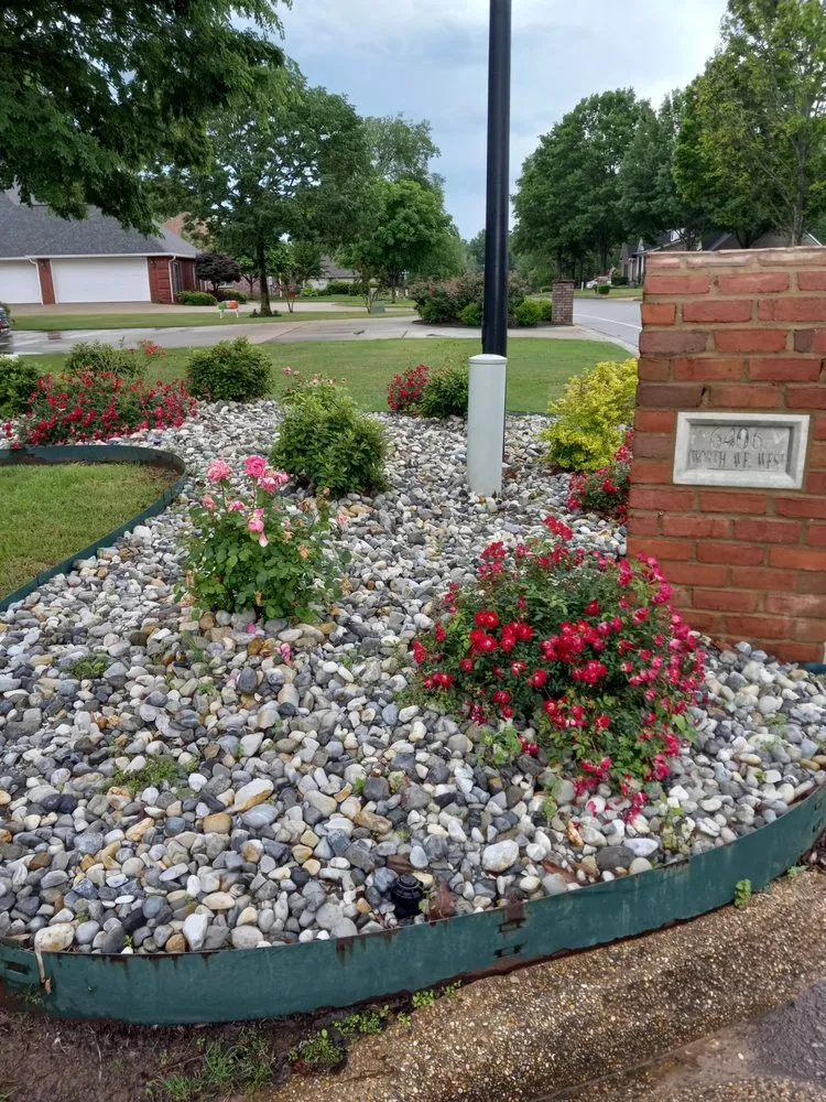 Reliable yard cleanup service in Bryant, AR - Garden Designs By R&L