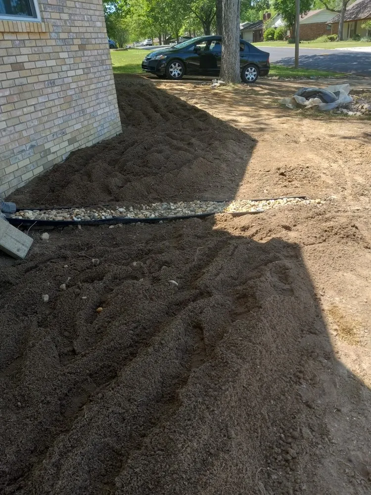 Professional yard maintenance in Bryant, AR - Garden Designs By R&L