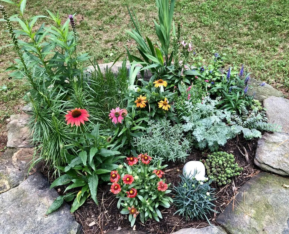 Custom outdoor landscaping in Locust Grove, VA by Garden Escapes
