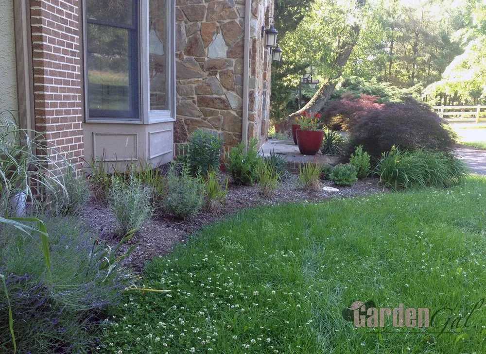 Custom lawn mowing service in Palmyra, NJ - Garden Gal & company