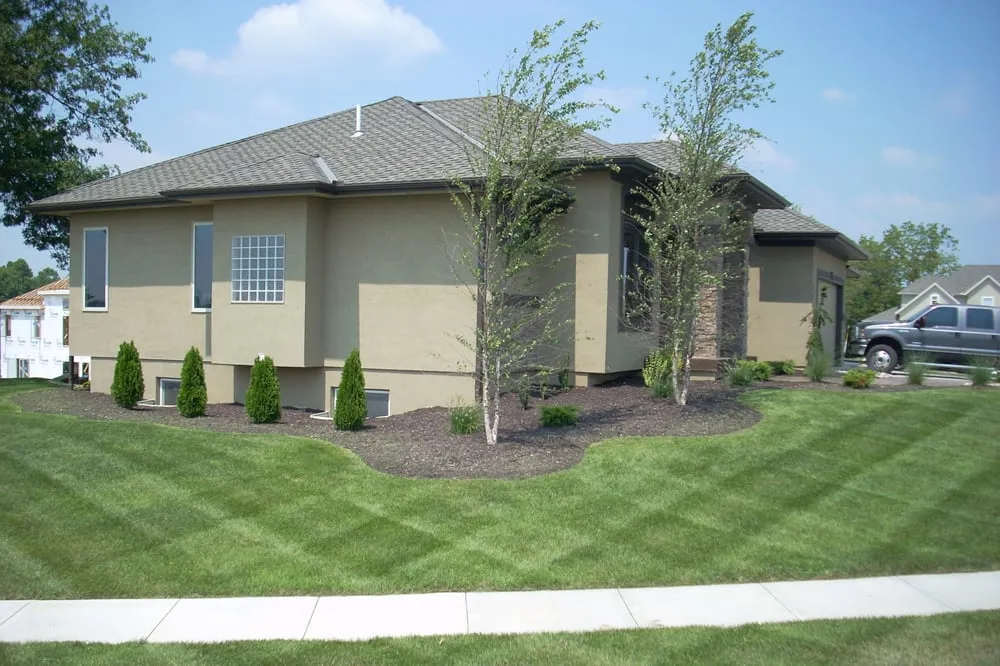 Local landscaping services experts serving Raymore, MO - Garden Gate Lawn & Landscape