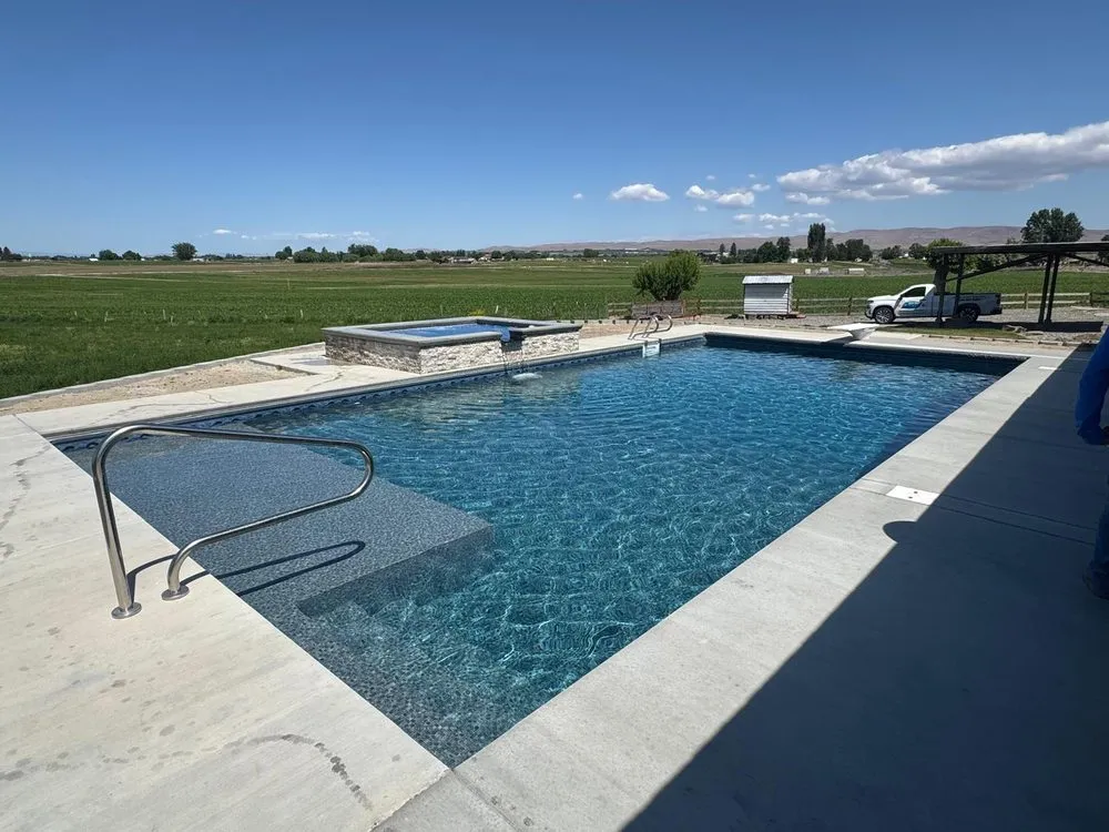Custom landscaping services near you in Pasco, WA by Garden Geeks Landscaping & Swimming Pools