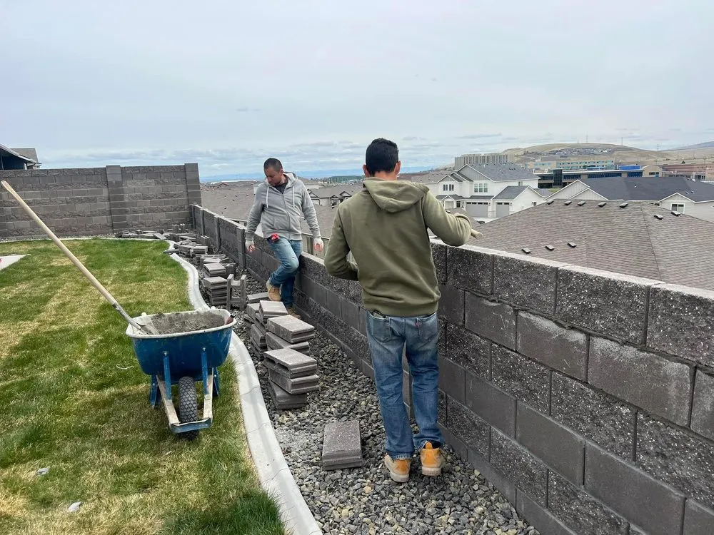 Trusted landscaping services experts serving Pasco, WA - Garden Geeks Landscaping & Swimming Pools