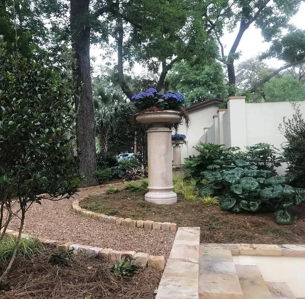 Trusted landscaping services for year-round maintenance across Knoxville, TN - Garden Guru Services