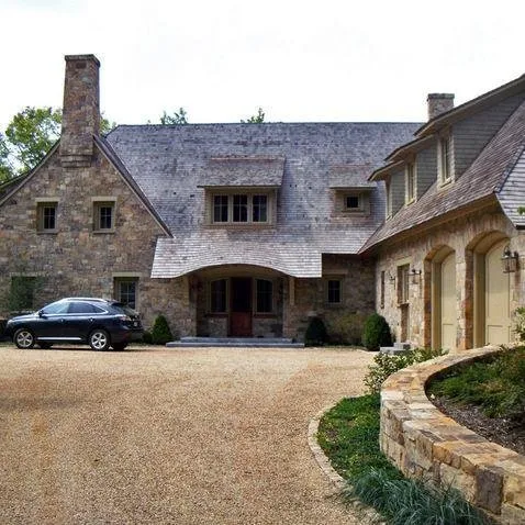 Local yard cleanup service experts serving Knoxville, TN - Garden Guru Services