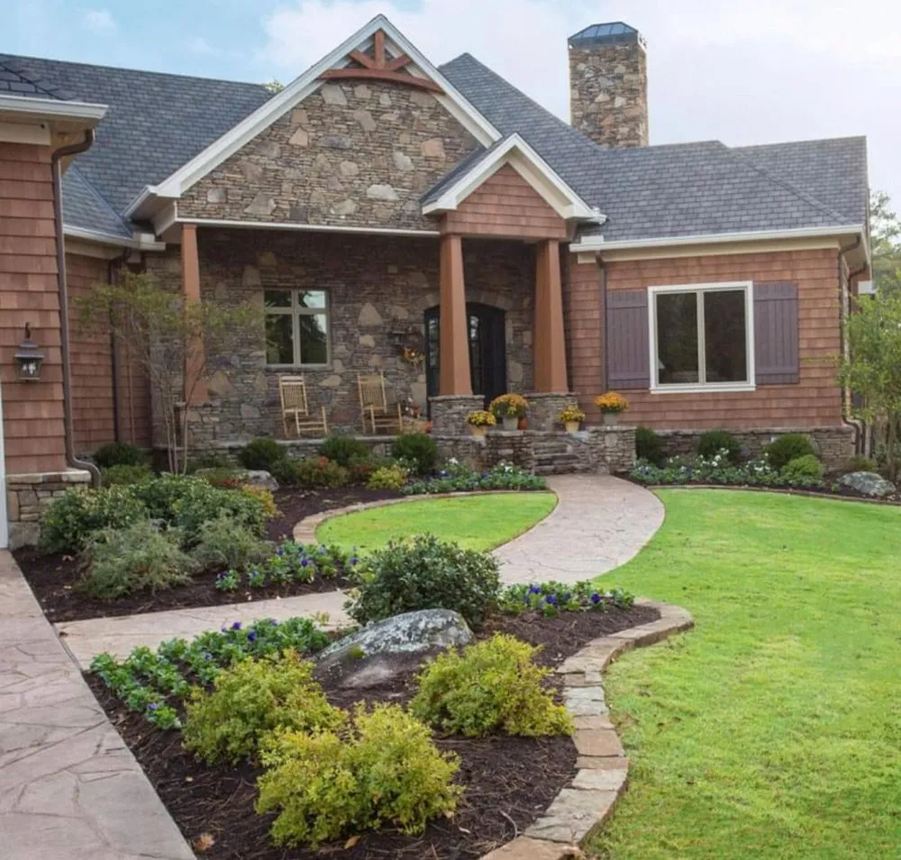 Top-rated landscape design in Knoxville, TN by Garden Guru Services