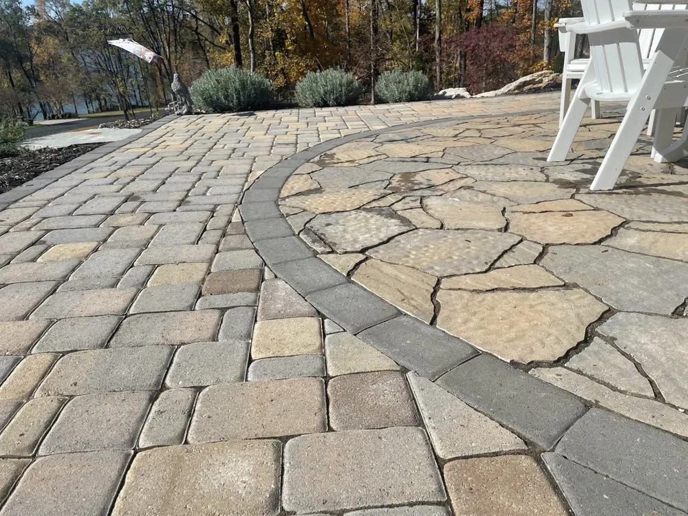 Affordable outdoor landscaping in Knoxville, TN - Garden Guru Services