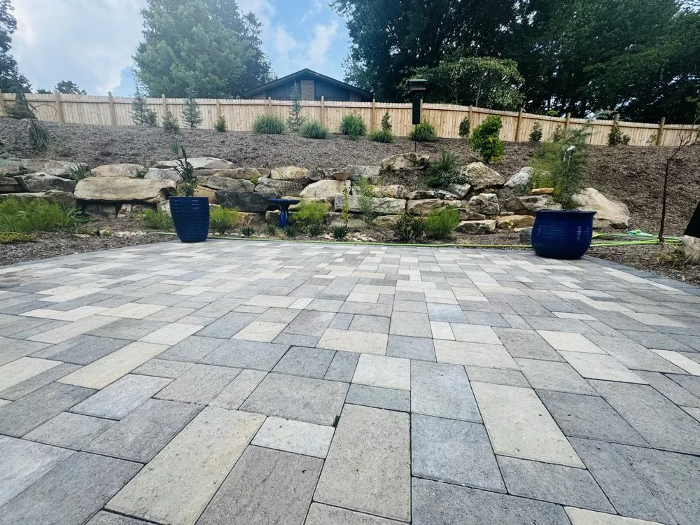 Affordable lawn care service near you across Knoxville, TN - Garden Guru Services