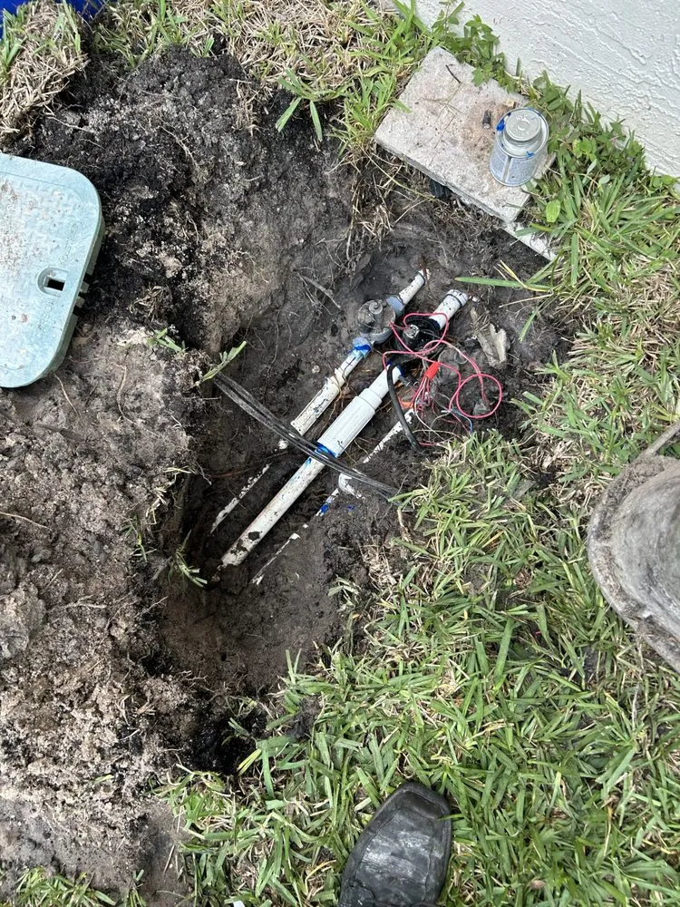 Expert yard cleanup service for outdoor upgrades in Greenacres, FL by Garden King Maitenance