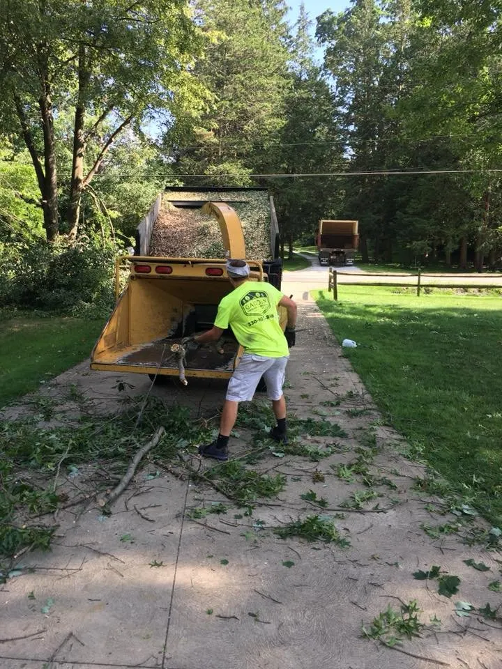 Affordable outdoor landscaping near you in Fairlawn, OH by Garden Landscaping and Tree Service