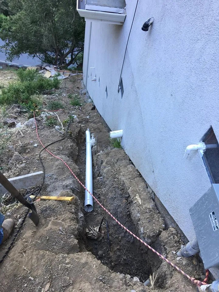 Expert lawn care service in Oakland, CA by Garden Landscaping Service