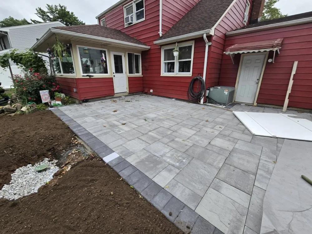 Custom lawn care service near you in Plainfield, NJ by Garden Lawn Maintenance