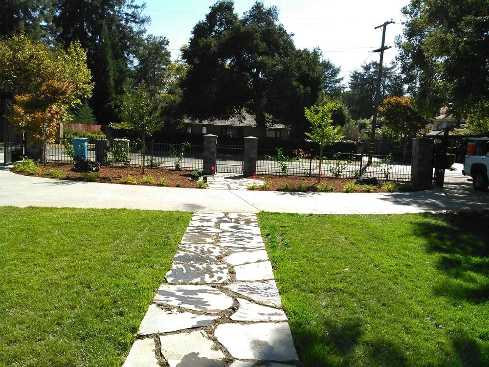 Expert landscape installation with custom design in Redwood City, CA by Garden Life