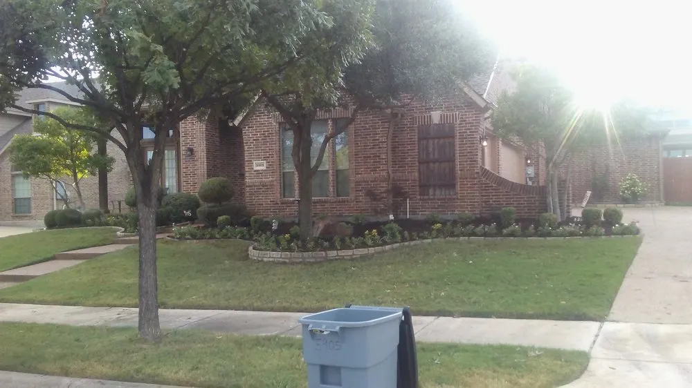 Reliable yard maintenance in Grapevine, TX by Garden of Eden Landscaping & Maintenance