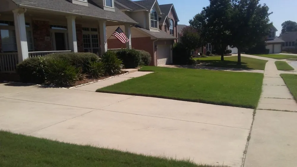 Affordable yard maintenance for year-round maintenance in Grapevine, TX by Garden of Eden Landscaping & Maintenance