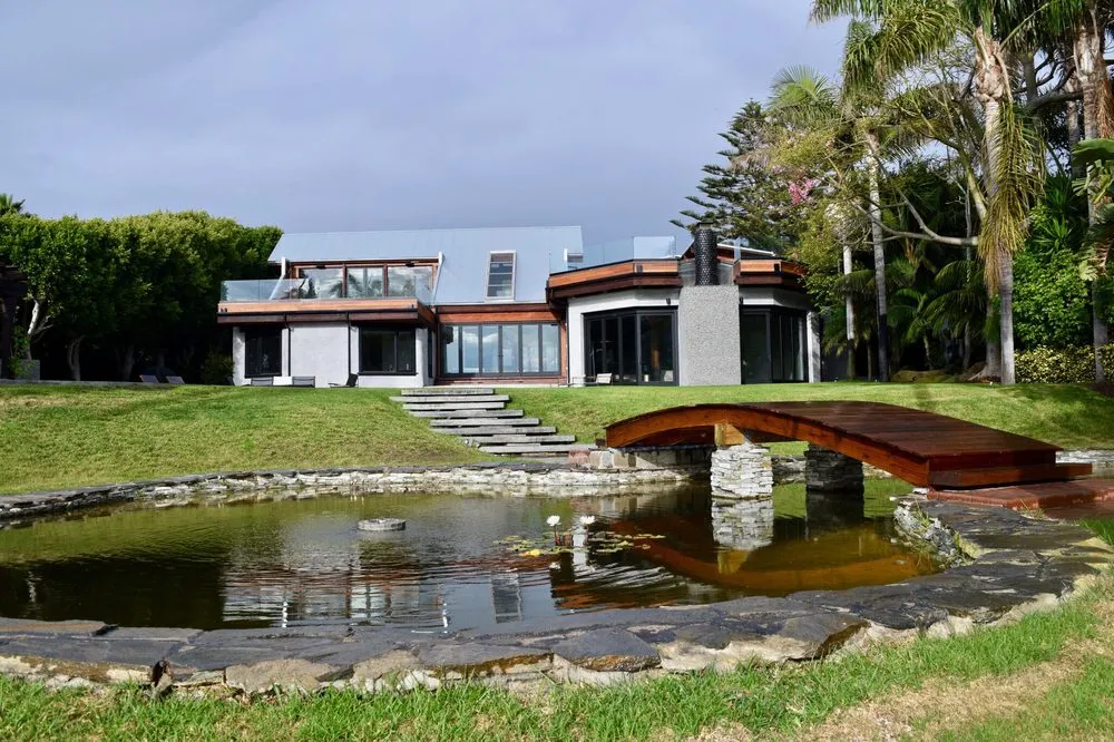 Trusted lawn mowing service in Los Angeles, CA - Garden of Eva Landscape Design Group