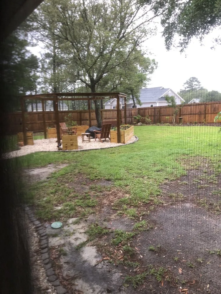 Professional lawn care service experts serving Loris, SC - Garden of Eva