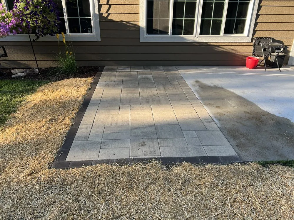 Affordable yard maintenance experts serving Milwaukee, WI - Garden Partners Landscaping