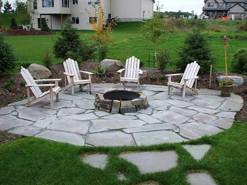 Top-rated yard cleanup service in Milwaukee, WI by Garden Partners Landscaping