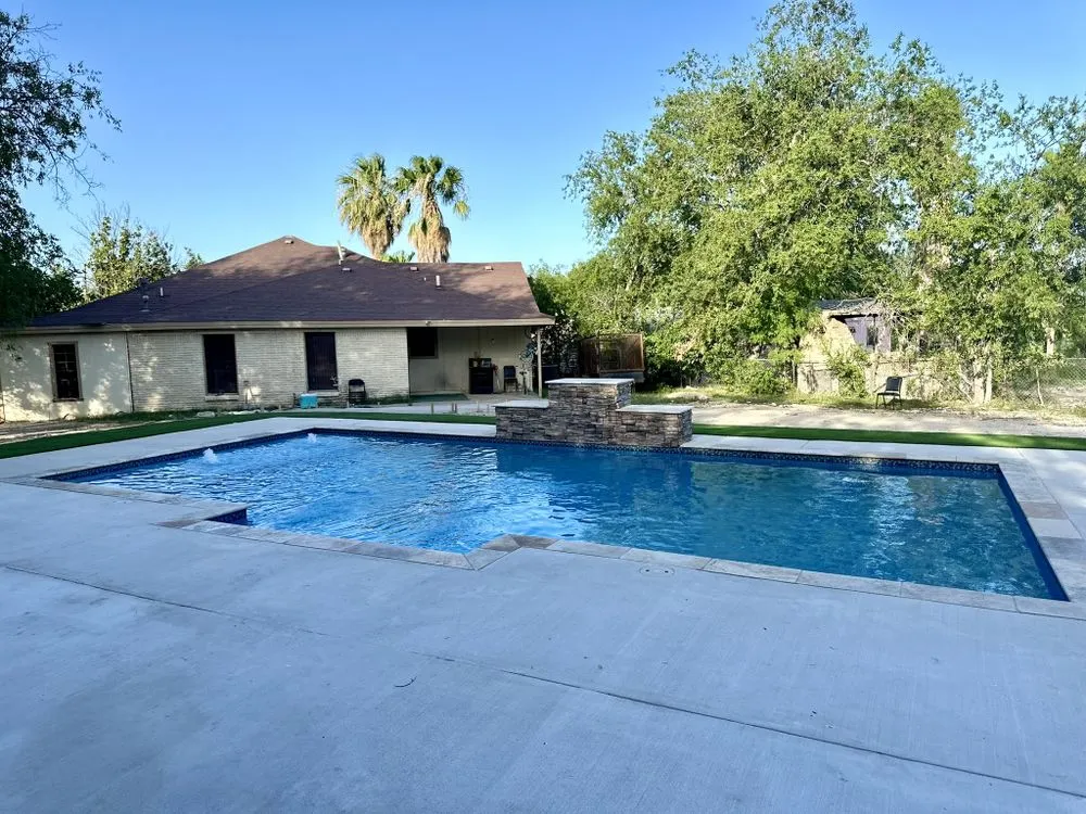 Professional garden landscaping experts serving San Antonio, TX - Garden Pros Landscaping