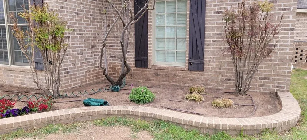 Custom landscape design in Midland, TX by Garden Scapes by Design