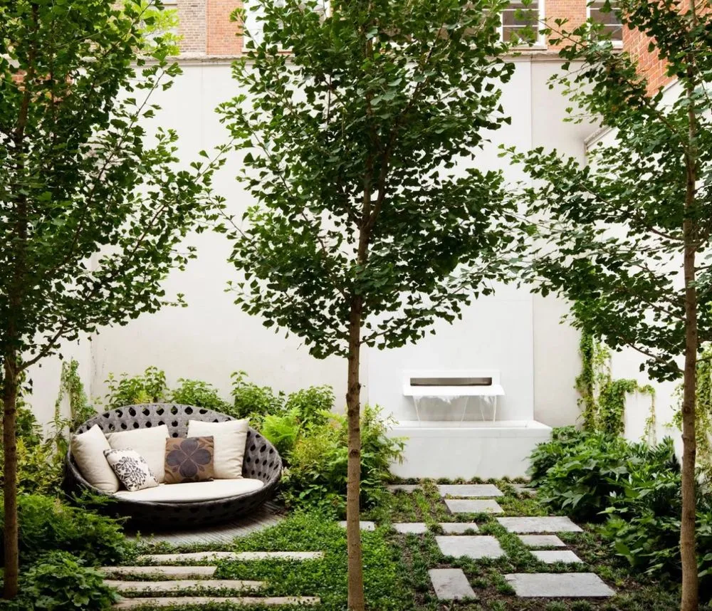 Reliable landscaping services for beautiful yards in Massapequa Park, NY by Garden Scapes