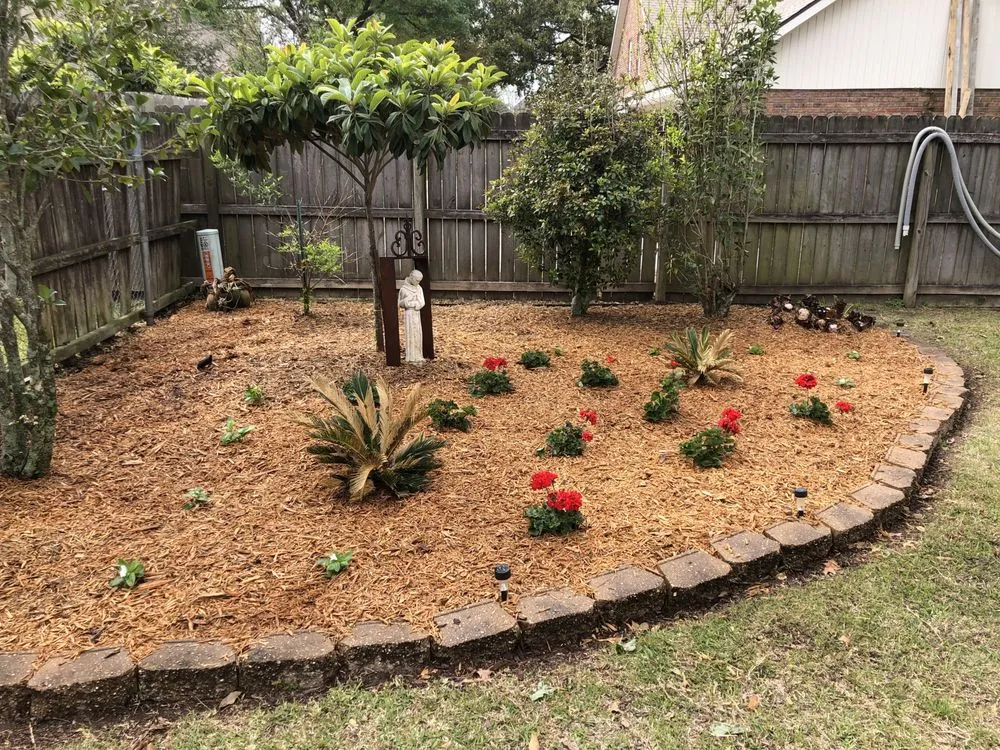 Custom landscape installation experts serving Youngsville, LA - Garden Scapes