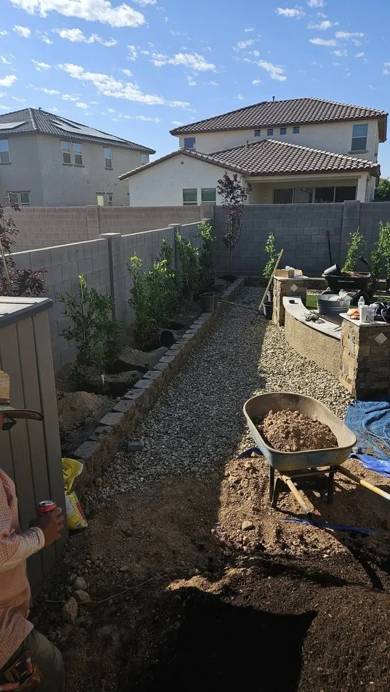 Custom yard maintenance in Maricopa, AZ - Garden Social