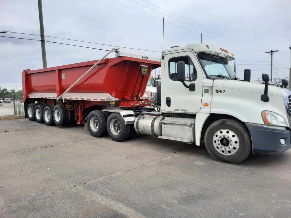 Custom yard maintenance in Shelby Township, MI by Garden Solutions and Maintenance