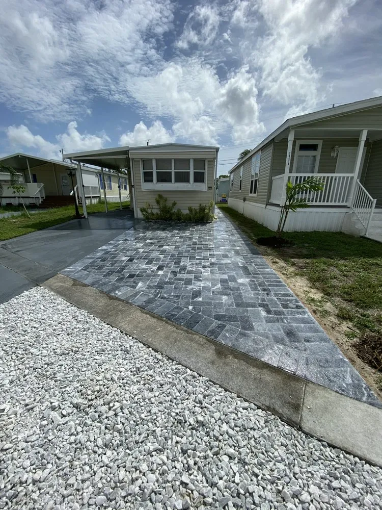 Top-rated yard cleanup service in Boca Raton, FL - Garden State