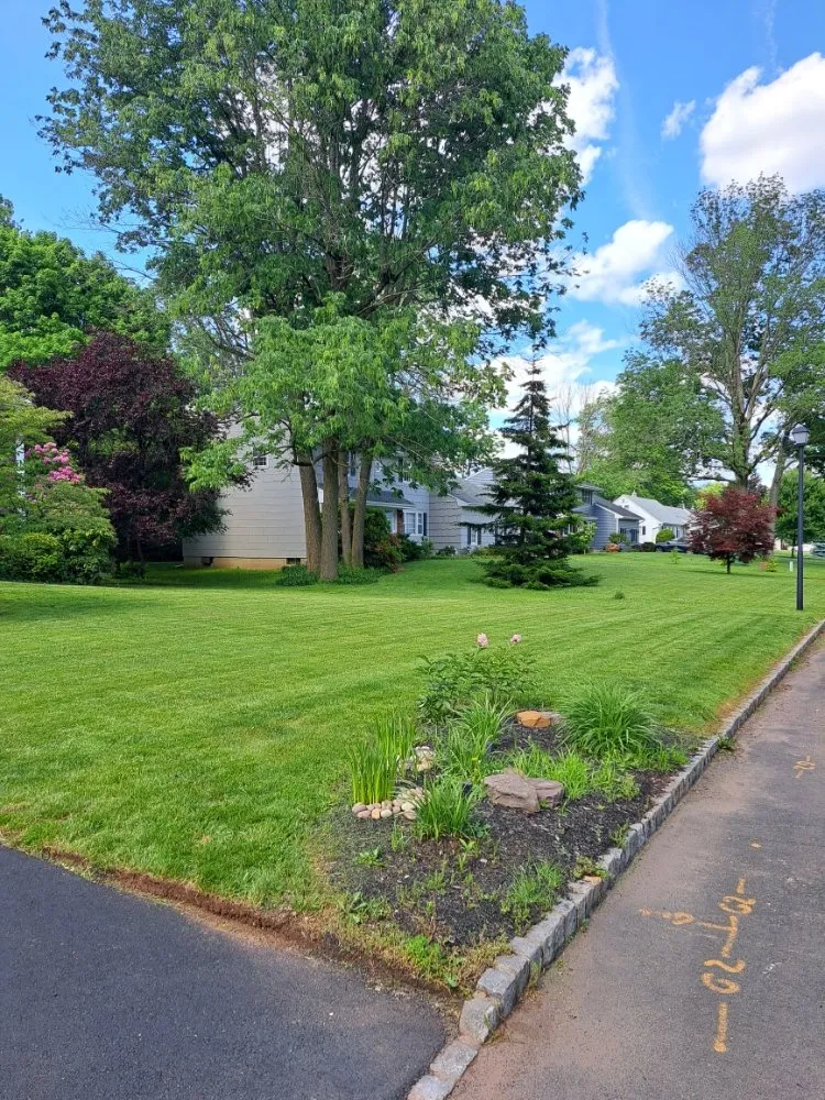 Custom landscaping services near you in IND HILLSIDE, NJ by Garden State Lawn Care