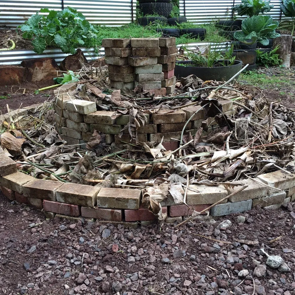 Trusted yard maintenance in Honolulu, HI by Garden To Gardens