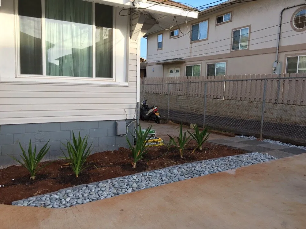 Reliable lawn mowing service in Honolulu, HI - Garden To Gardens